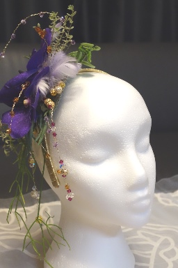 ヴァンダオーキットのカチューシャ A Fascinator with Vanda orchids